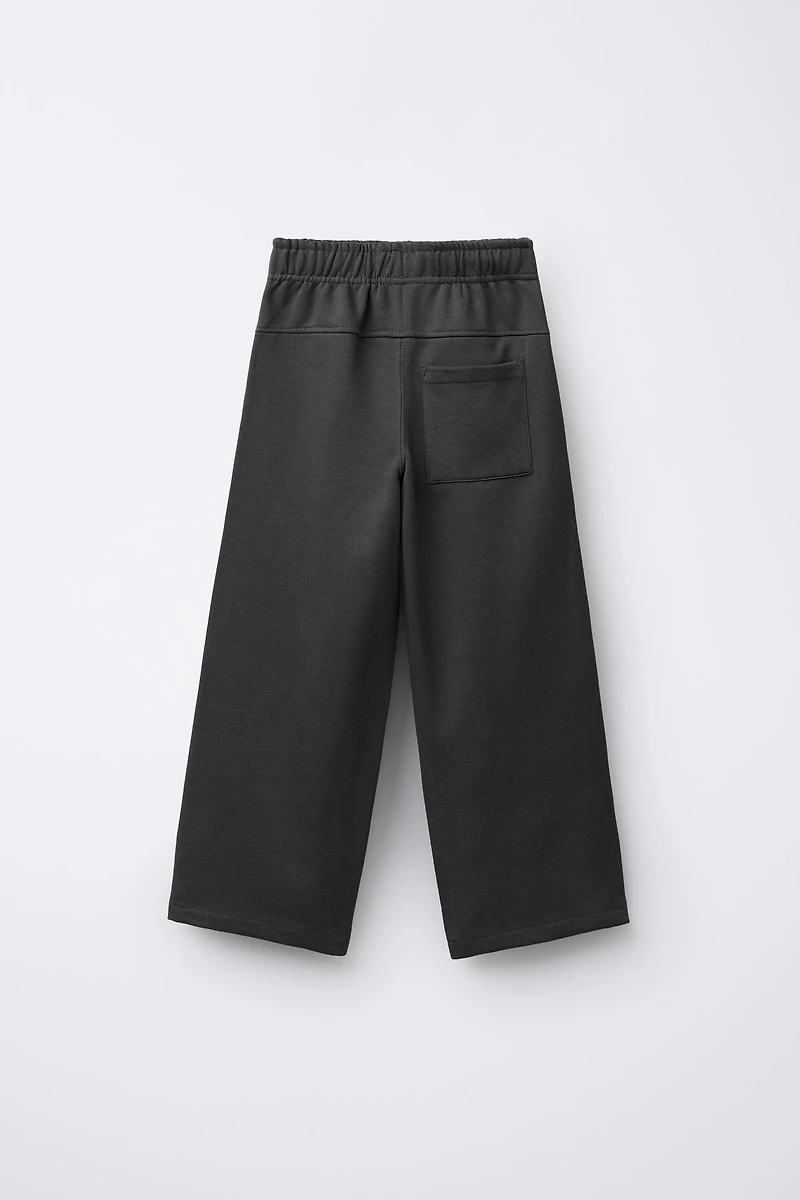 STRAIGHT PLUSH PANTS WITH LABEL