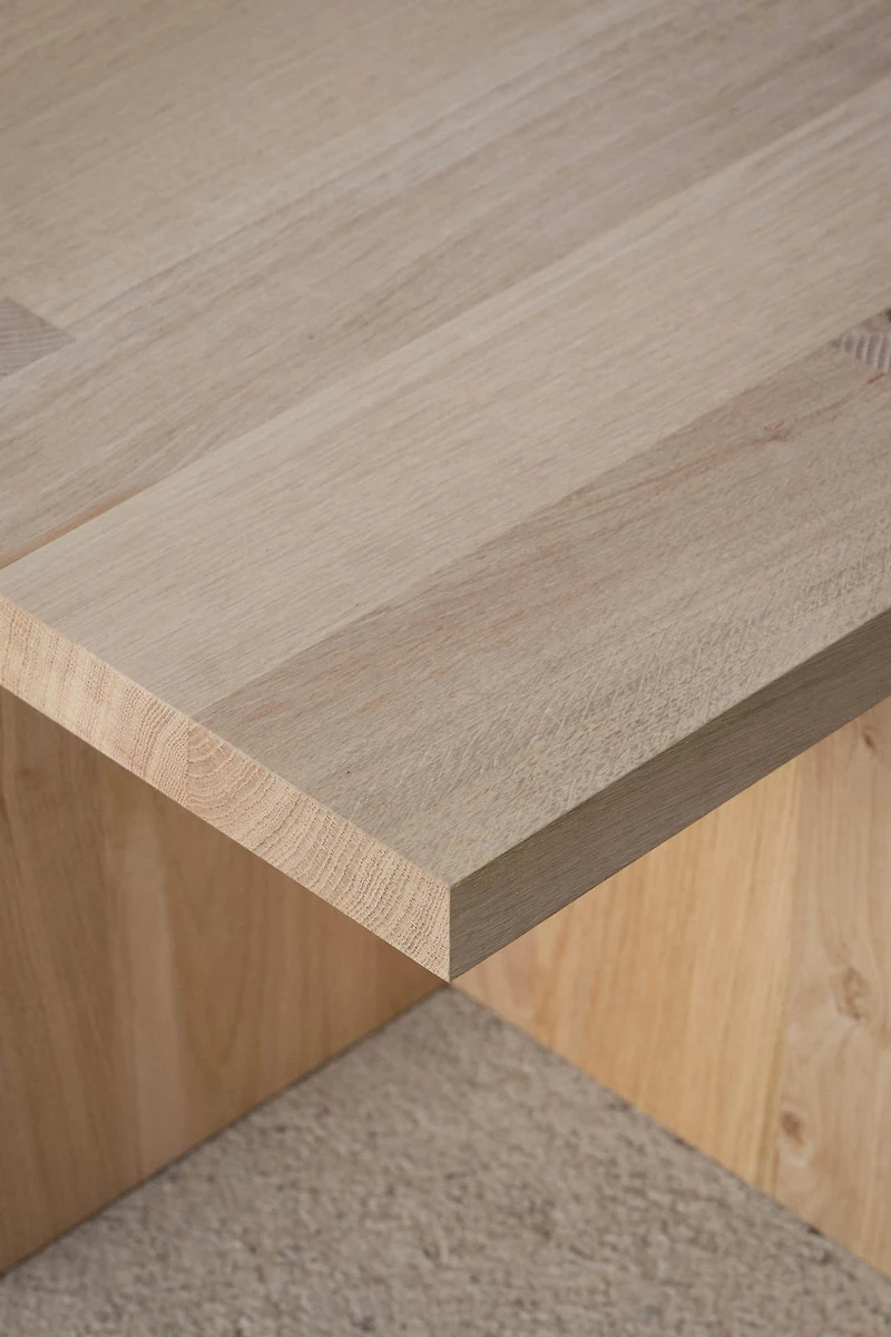 SIDETABLE 01