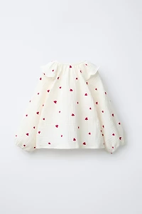 TEXTURED EMBROIDERED HEART SHIRT