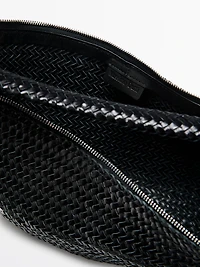 Sac demi-lune tressé cuir