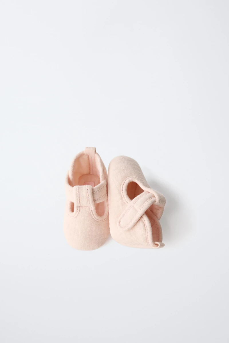 SANDAL-STYLE BOOTIES