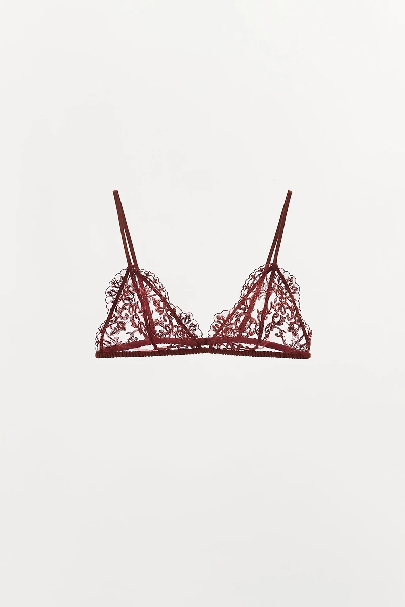 EMBROIDERED LACE TRIANGLE BRALETTE