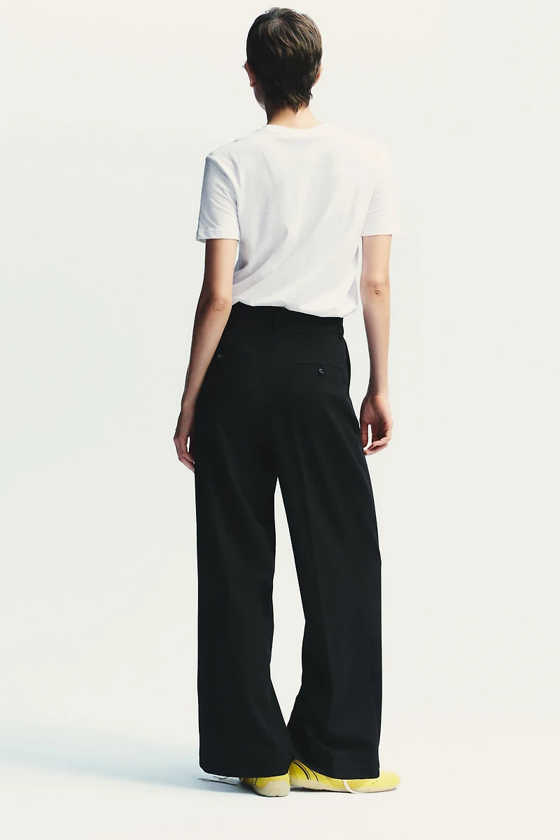 PLEATED PANTS
