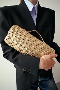 WOVEN ENVELOPE BAG