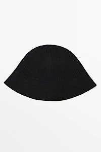Wool blend bucket hat
