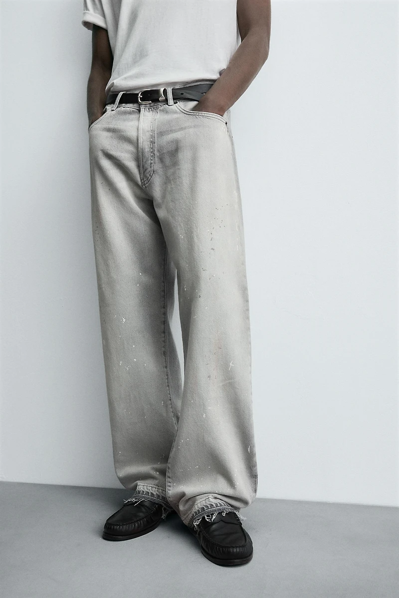 RELAXED FIT SPLATTER JEANS