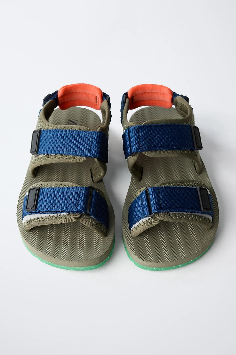 COLOR TECHNICAL SANDALS
