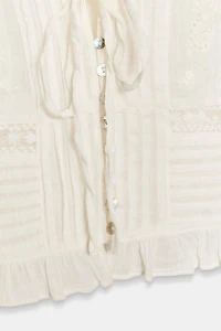EMBROIDERED GAUZE TOP