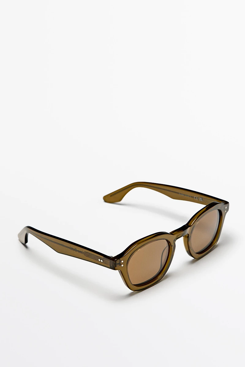 Round sunglasses