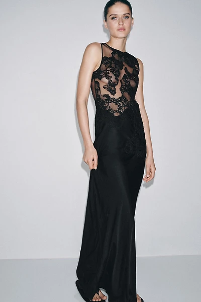 LONG COMBINATION MESH LACE DRESS