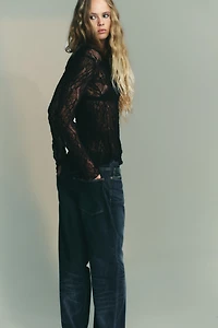 LACE TOP