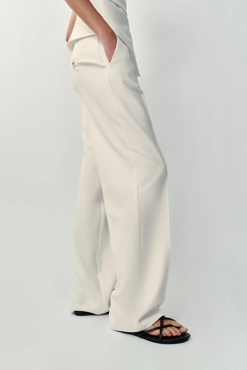 STRAIGHT LEG PANTS