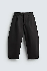 PLEATED BALLOON FIT JEANS