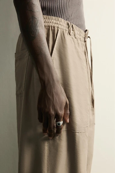 EMBOSSED SIGNET RING