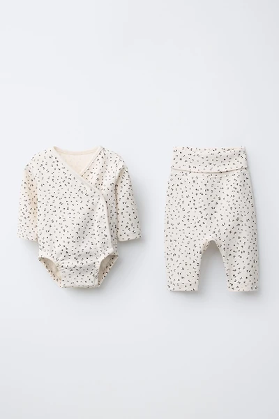 FLORAL BODYSUIT AND PANTS SET