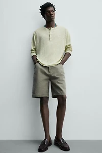 BERMUDA EN JEAN COUPE DROITE