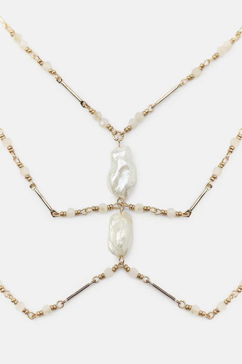 MULTI-LAYERED PEARL NECKLACE