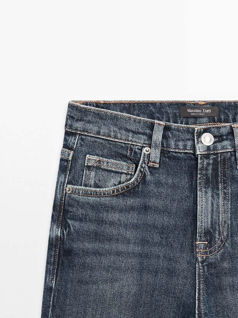 Mid-rise slim fit jeans