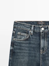 Mid-rise slim fit jeans