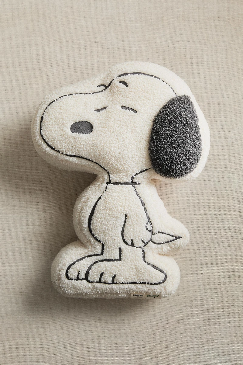 PEANUTS™ CHILDREN’S FAUX SHEARLING THROW PILLOW