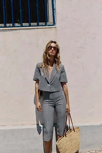SHORT GINGHAM BLAZER