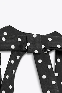ROBE COURTE HALTER À POIS