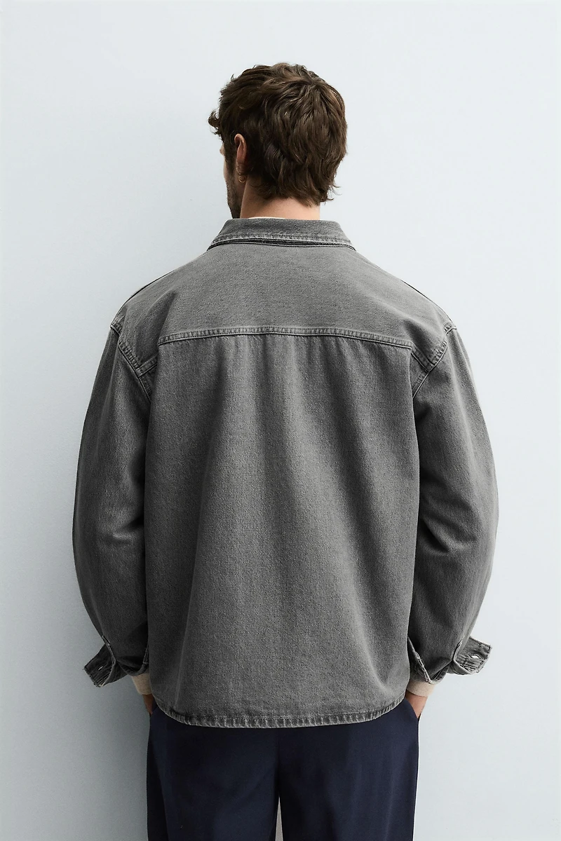 BOXY FIT DENIM SHIRT