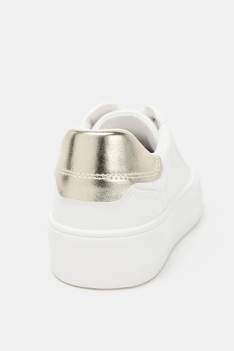 CONTRAST SNEAKERS