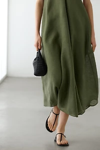 Robe midi fluide à fines bretelles