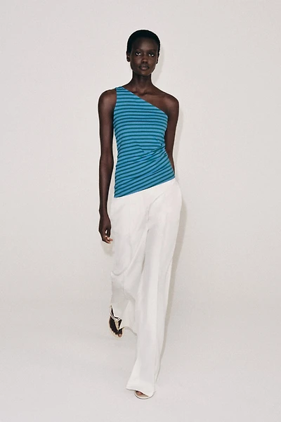 ASYMMETRIC STRIPED TOP