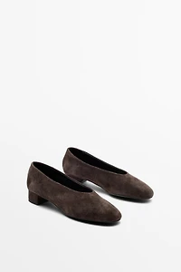 Split suede leather heel shoe