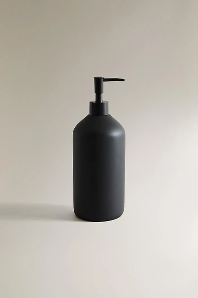 BLACK RESIN SOAP DISPENSER
