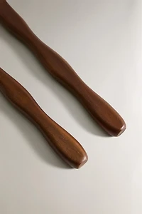 SCALLOPED SERVERS (SET OF 2)
