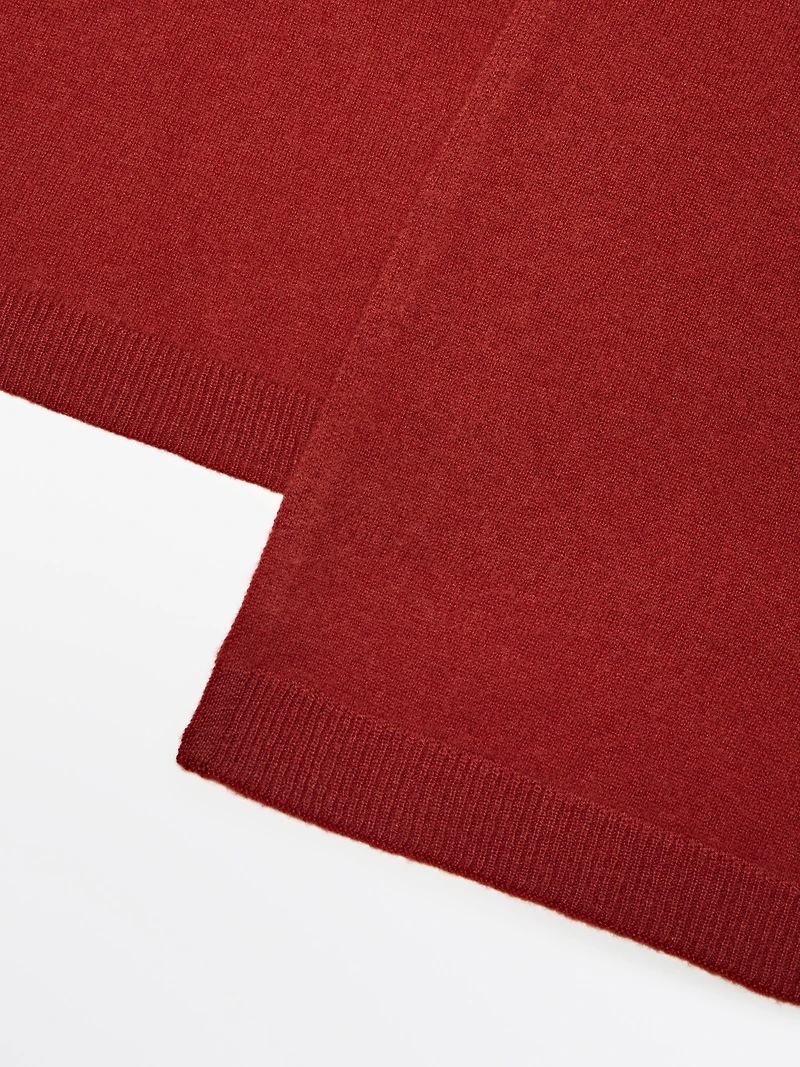 Fine wool blend scarf