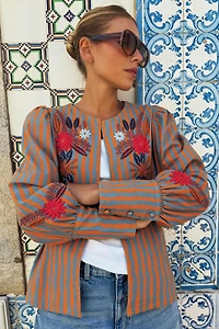 VESTE À RAYURES ET FLEURS BRODÉES