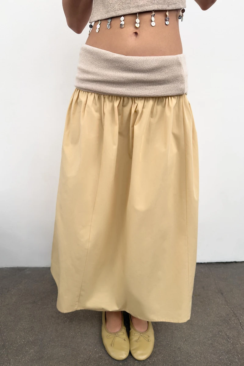 FRINGE BUTTON CROP TOP
