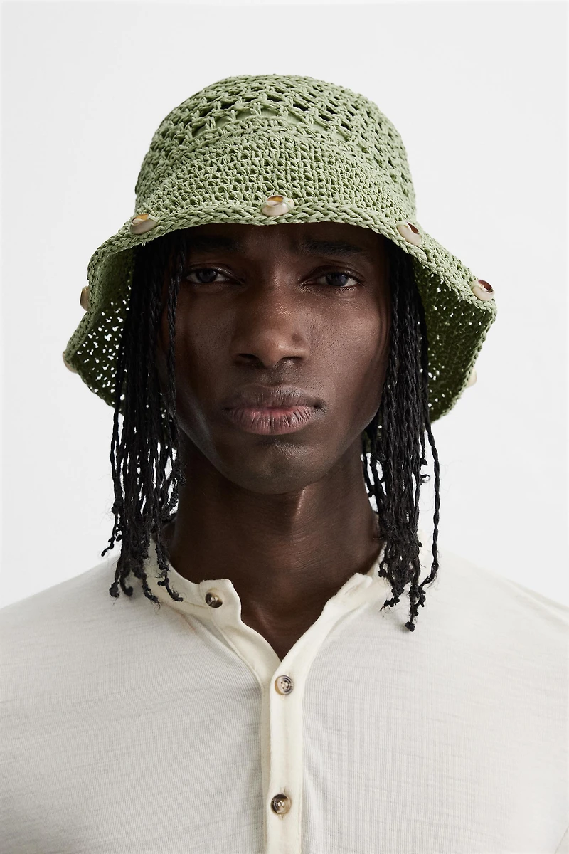 CROCHET SHELL HAT