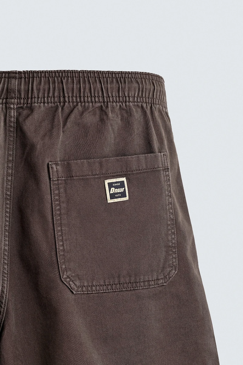SHORT RELAXED FIT DÉLAVÉ