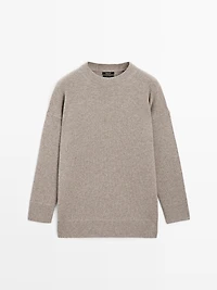 Oversize cashmere knit sweater