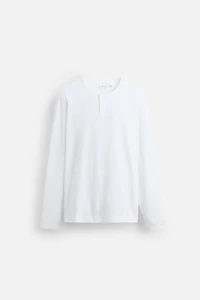T-SHIRT COL BOUTON