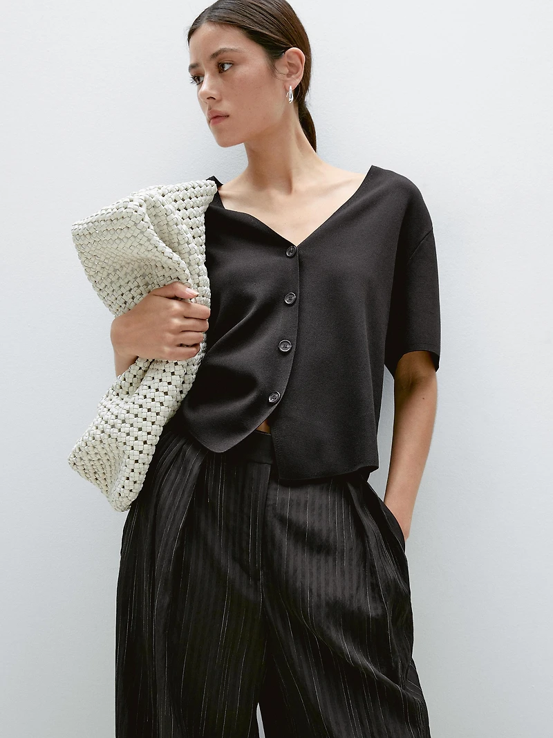 Flowing knit short sleeve cardigan