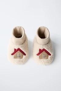 DETAIL SLIPPERS