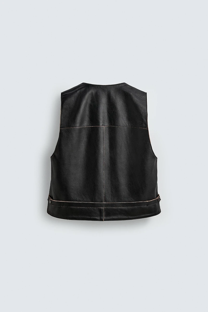 GILET EN CUIR COUTURES CONTRASTANTES