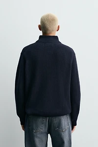 PULL EN MAILLE PERLÉE À COL ZIPPÉ