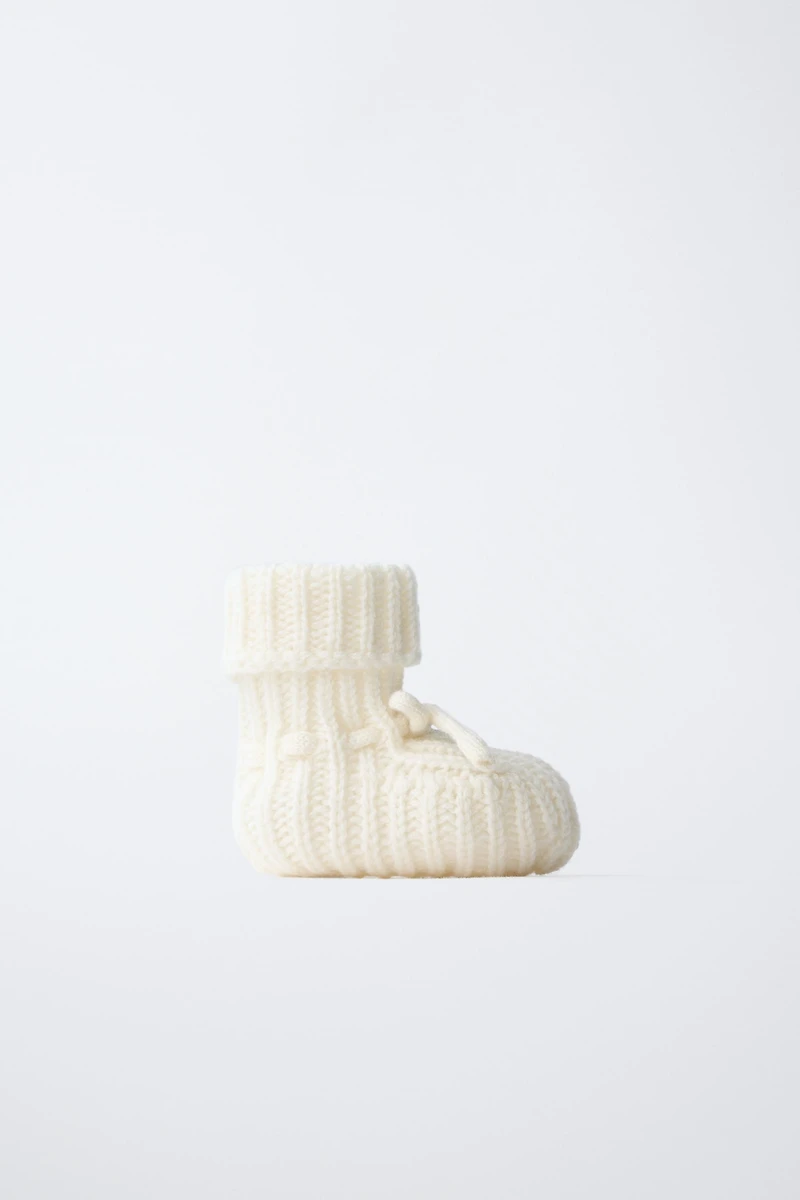 CASHMERE BOOTIES
