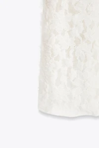 SOFT-TOUCH LACE SKIRT
