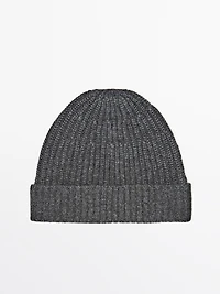 Ribbed 100% cashmere beanie