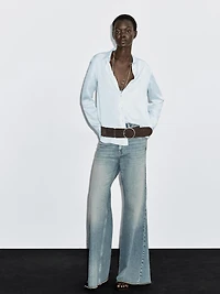 Flowing shirt with collar