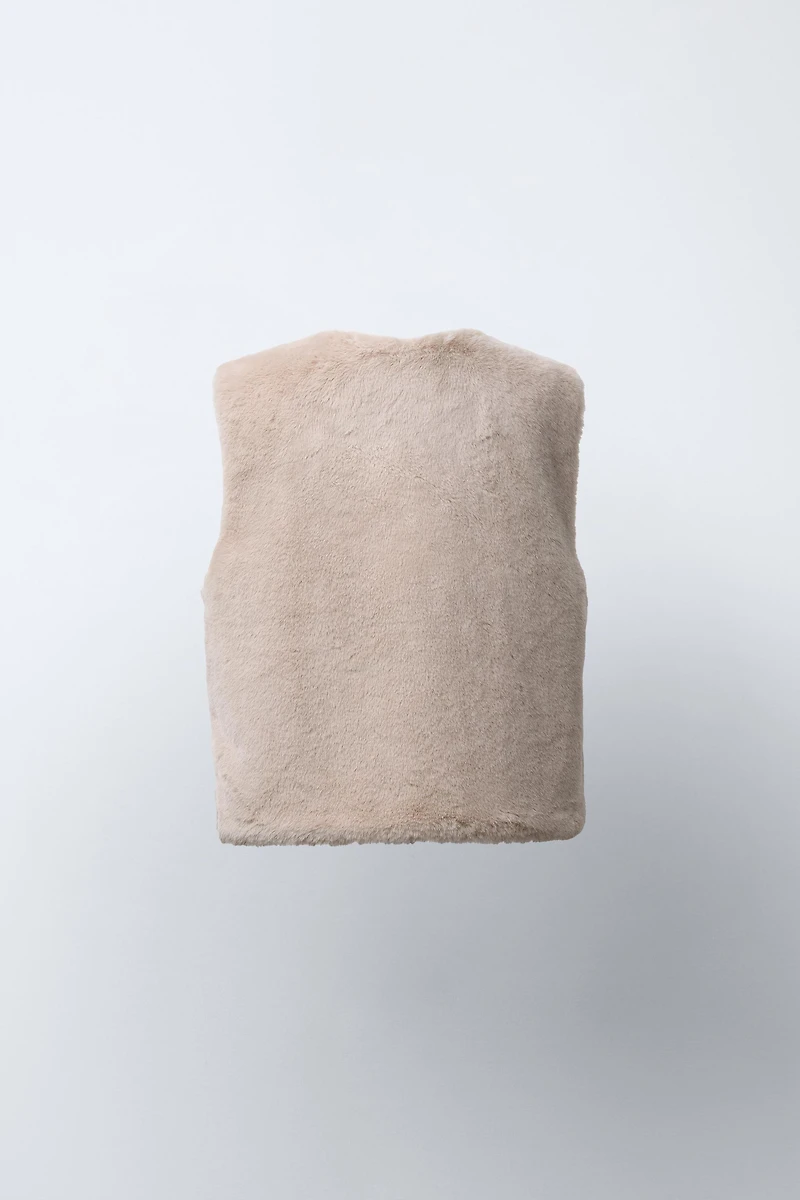 FAUX FUR VEST