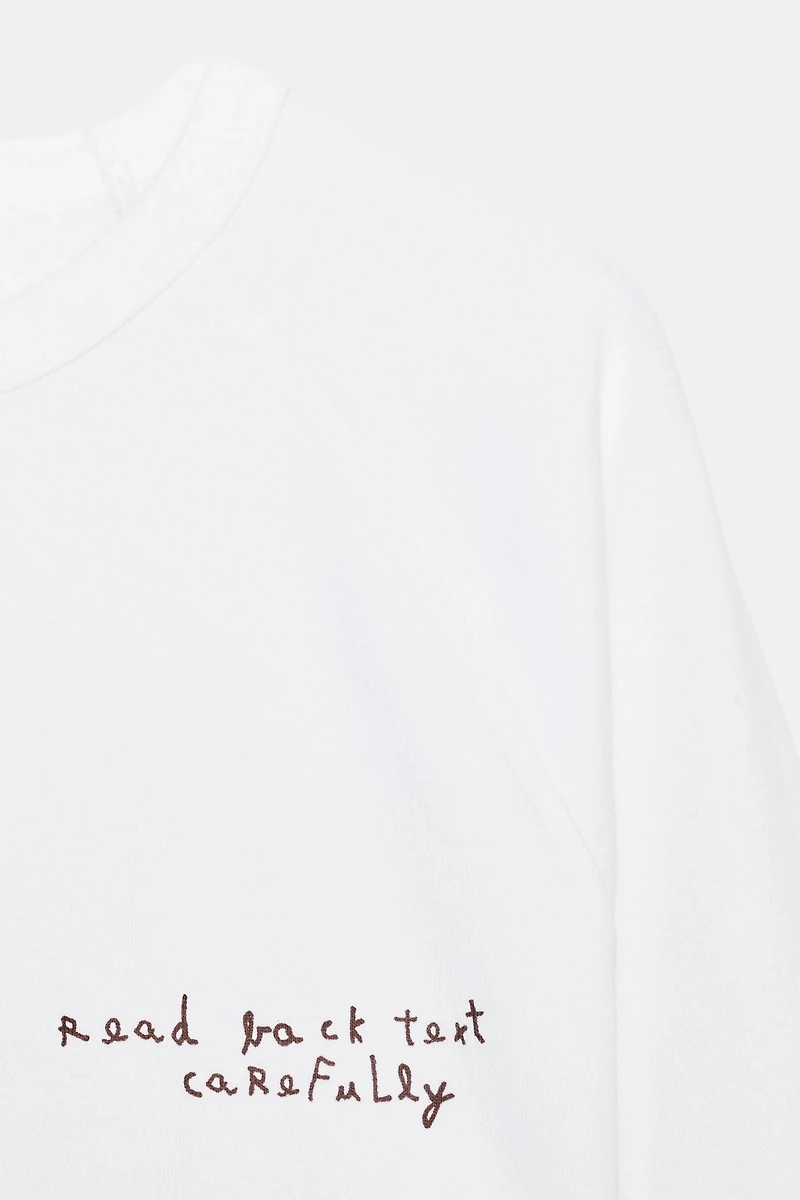 LONG SLEEVE TEXT T-SHIRT